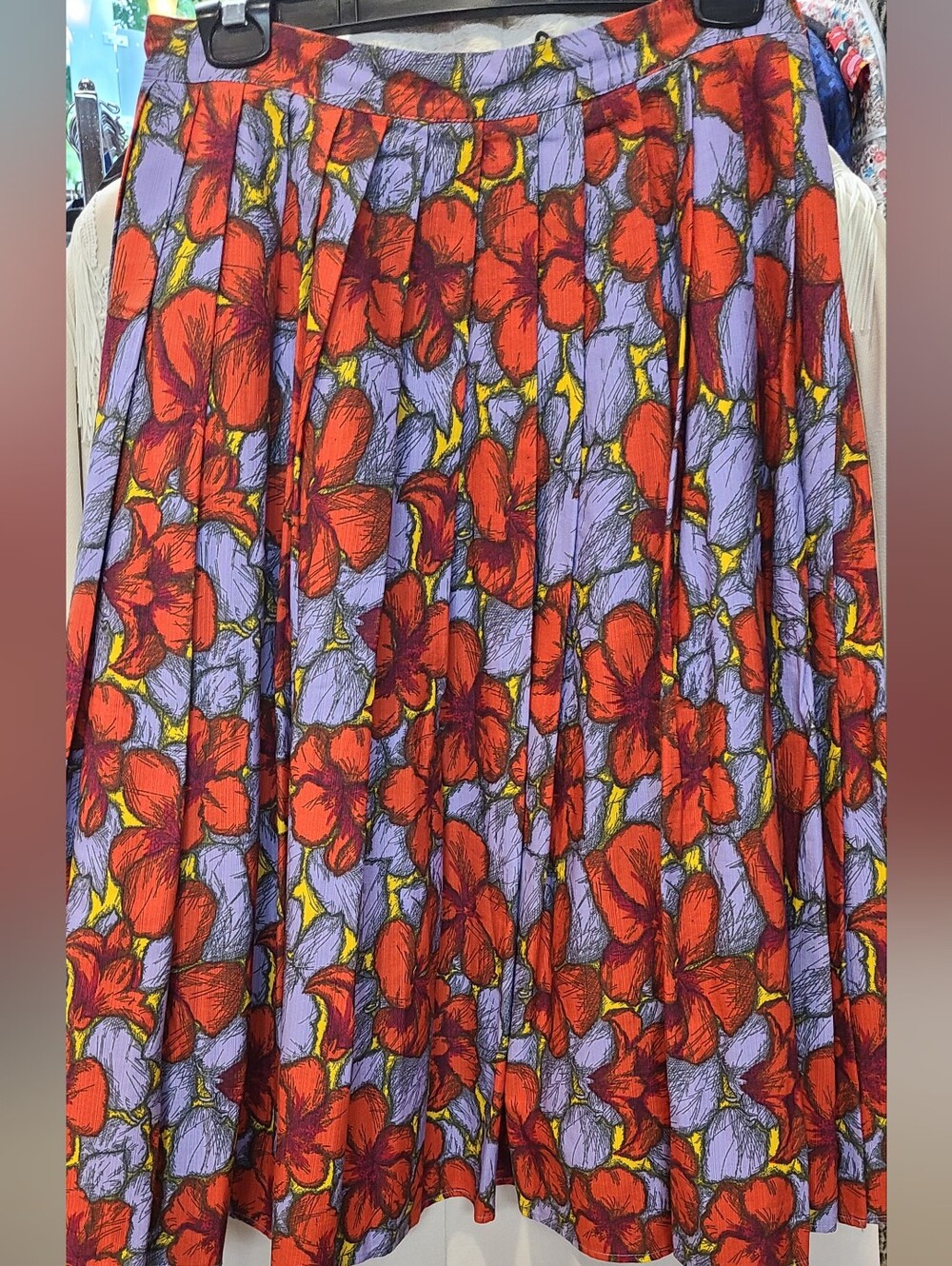 2010 H&M Floral Pleated Midi Skirt in Red & Lavender